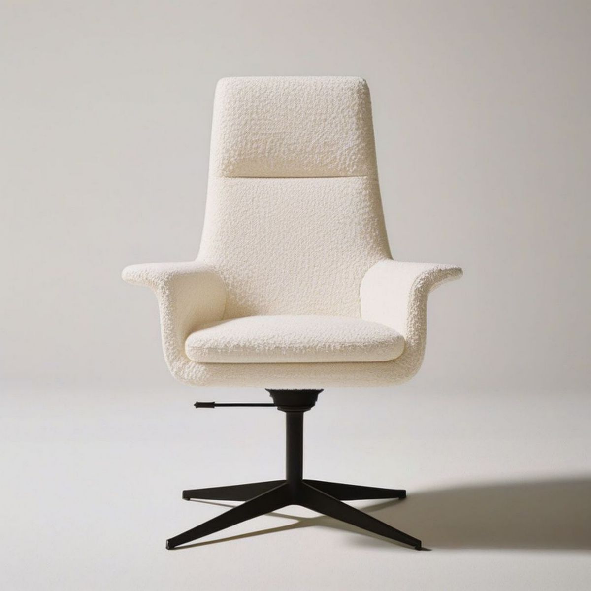 Drehbarer Bouclé-Sessel mit hoher Rückenlehne, Cremeweiss/Schwarz, 70 x 76 x 105–115 cm